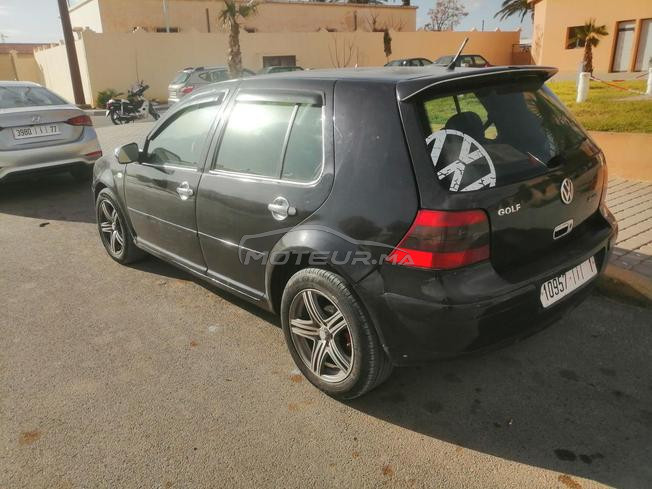 Volkswagen Golf 4 Essence Manuelle 2000 à Guercif