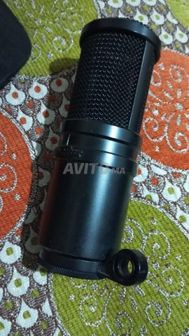 micro studio Phantom