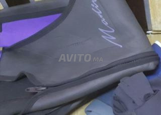   combinaison de surf L neuf