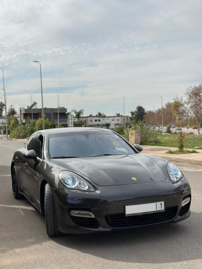 Porsche Panamera turbo série unique 