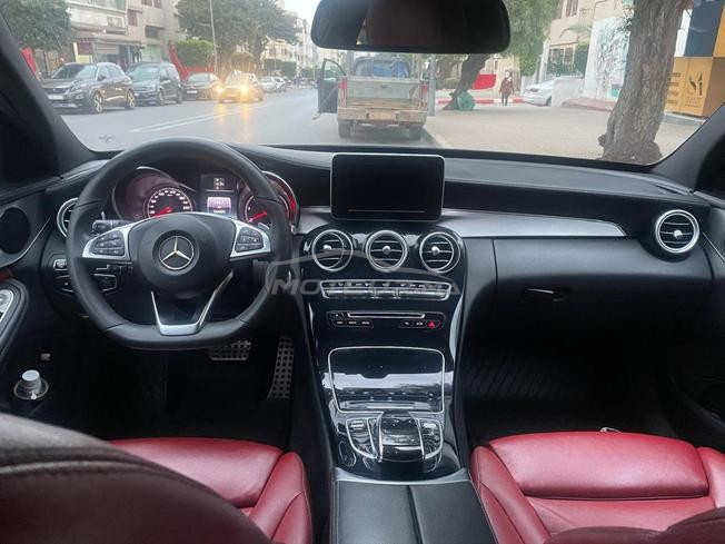 Mercedes-Benz 220 Diesel Automatique 2016 à Rabat