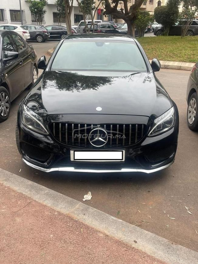 Mercedes-Benz 220 Diesel Automatique 2016 à Rabat