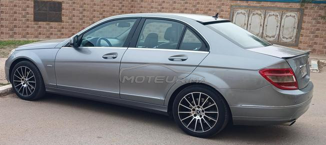 Mercedes-Benz 220 Diesel Automatique 2007 à Nador