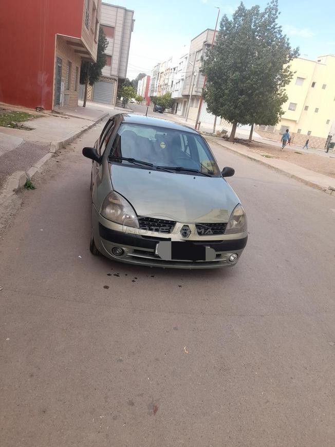 سيارة للبيع