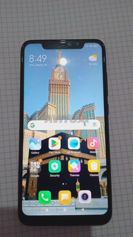 التيليفون باقي نقي والكاميرا مزيانة