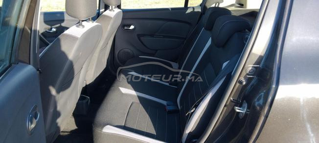 dacia  sandero très bon état 