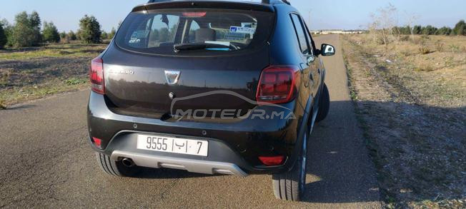 dacia  sandero très bon état 