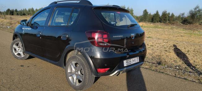dacia  sandero très bon état 