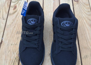 adidas campus black dipo dans les tailles 42/43