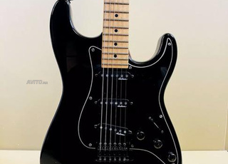 vend ma guitare électrique Yamaha