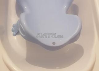 بانيو للاستحمام مع سرير تغير الحفضات للأطفال 