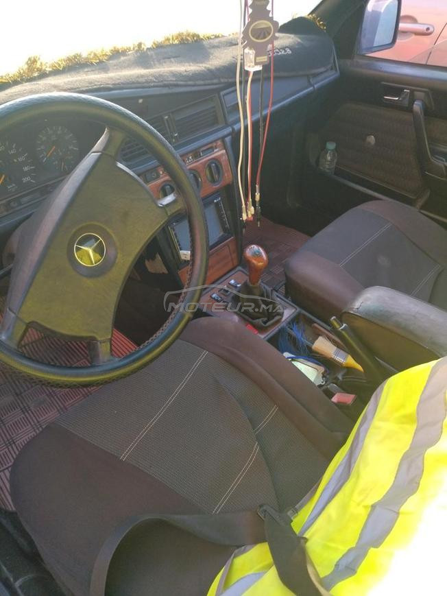mercedes 190 modèle 1992