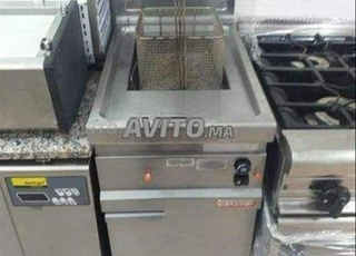 friteuse sur placard gaz 