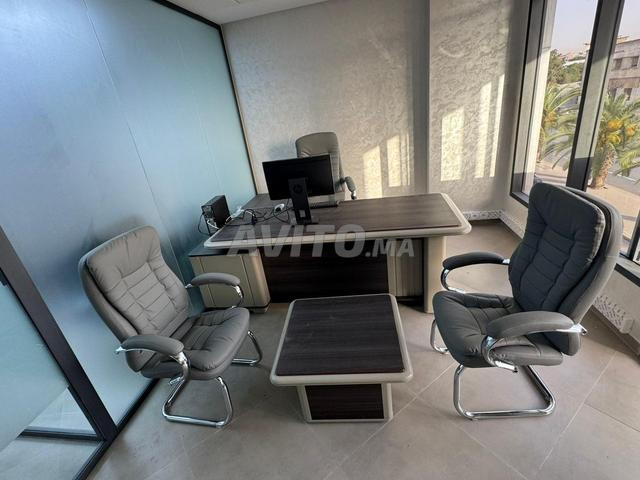 	💡 مكاتب مستوردة، تجمع بين الأناقة والعملية