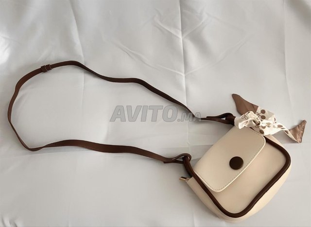 mini sac bandoulière élégant 