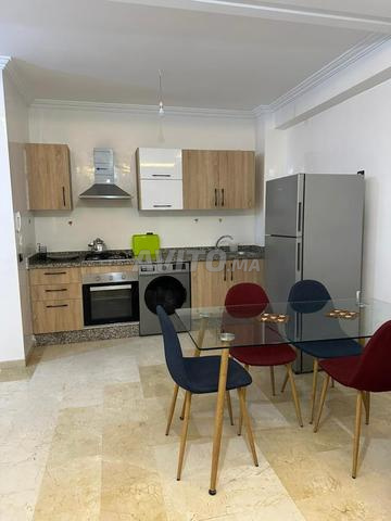 appartement propre acote la gar  - 2