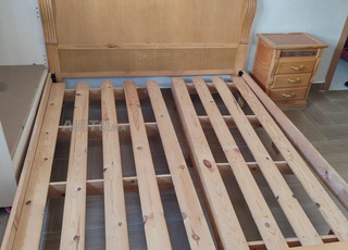 Tête de lit avec deux sommiers