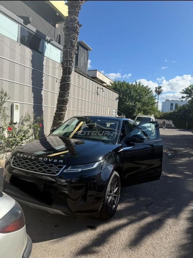 Range Rover évoque