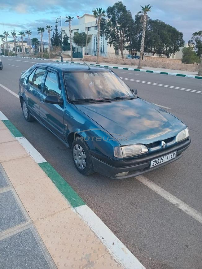 Renault 19 Essence Manuelle 1995 à Taourirt