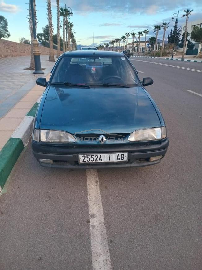 Renault 19 Essence Manuelle 1995 à Taourirt