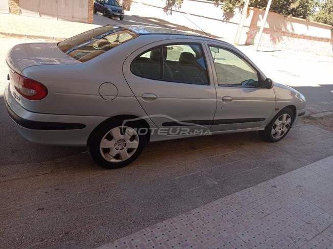 Renault Megane Essence Manuelle 2002 à Oujda