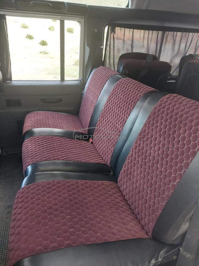 سيارة لاند روفر دفندر  حالة جيدة جدا. 