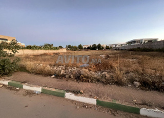 Magnifique Terrain titré zone villa Golf Royal Fès