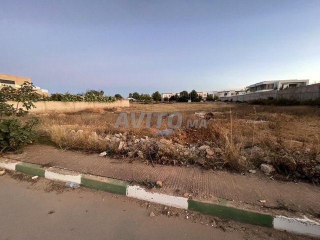 Magnifique Terrain titré zone villa Golf Royal Fès