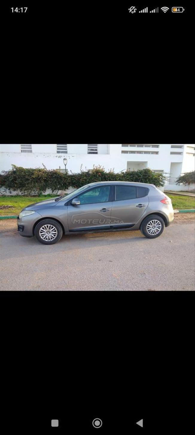 Megane 3 bon état 
