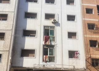 Immeuble à vendre avec café