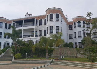 apartment villa vide a loue