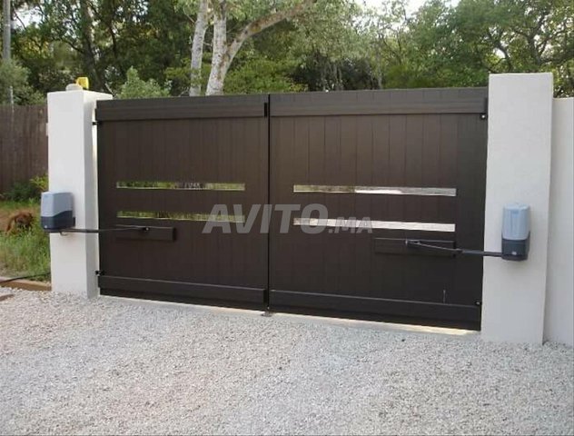 Porte automatique de garage 