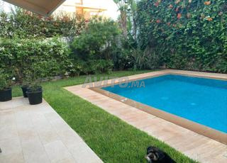 فيلا 1000 متر معروضة للبيع في أنفا جهة شارع السلاوي