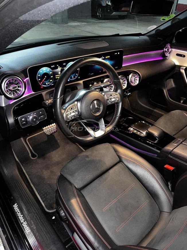 Mercedes benz CLA 180D 