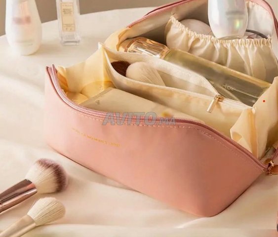 trousse cosmétique multifonctionelle 