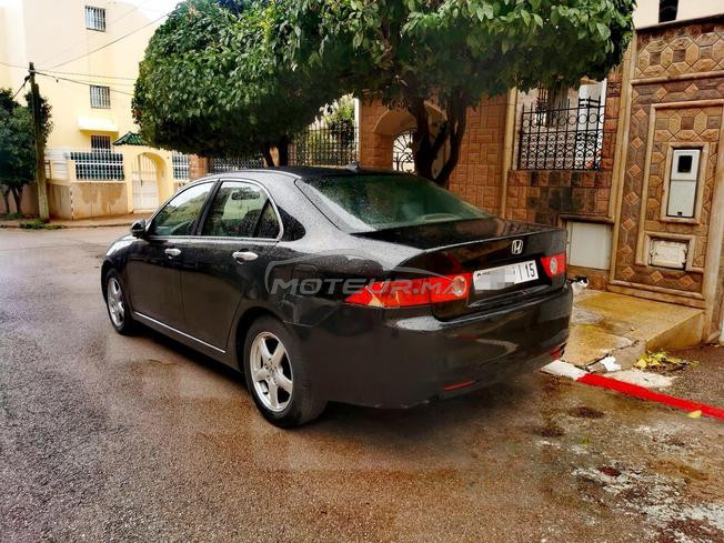 Honda Accord Essence 