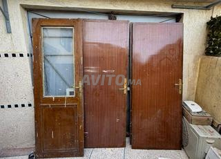 ابواب خشبية مستعملة نقية