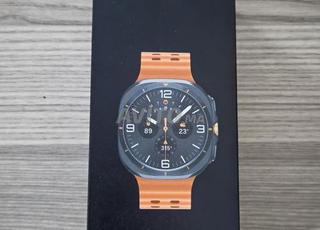 Samsung Galaxy Ultra neuf 44mm