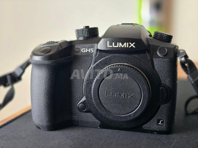 Gh5 lumix pack complet en bon etat