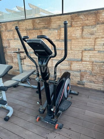 vélo elliptique et Bon de musculation