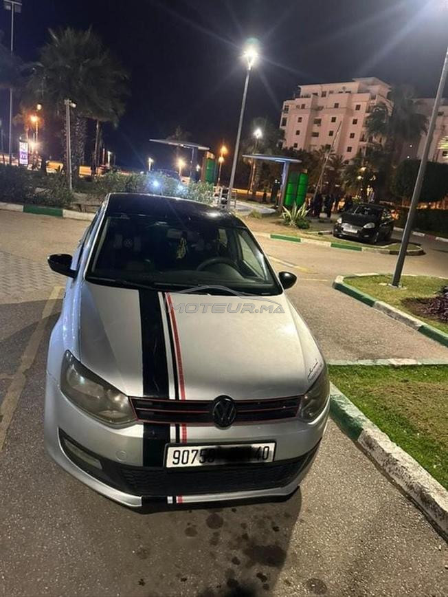 Volkswagen Polo Essence Manuelle 2011 à Tanger