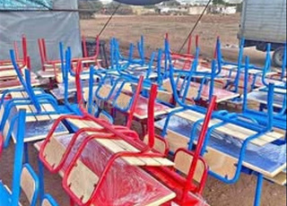 chaise/table/bureau/armoir/vestiaire