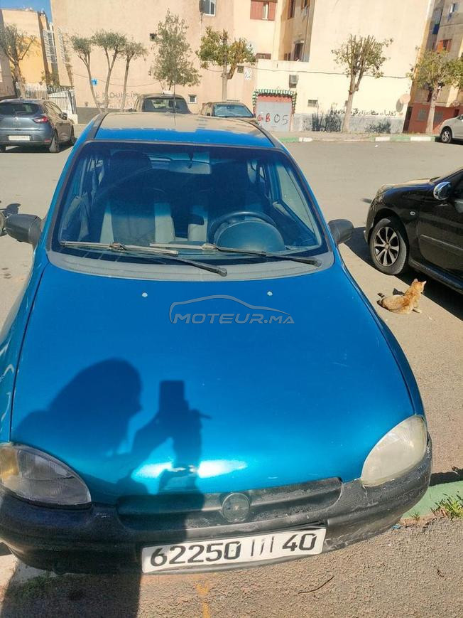 Opel Corsa Essence Manuelle 1995 à Casablanca