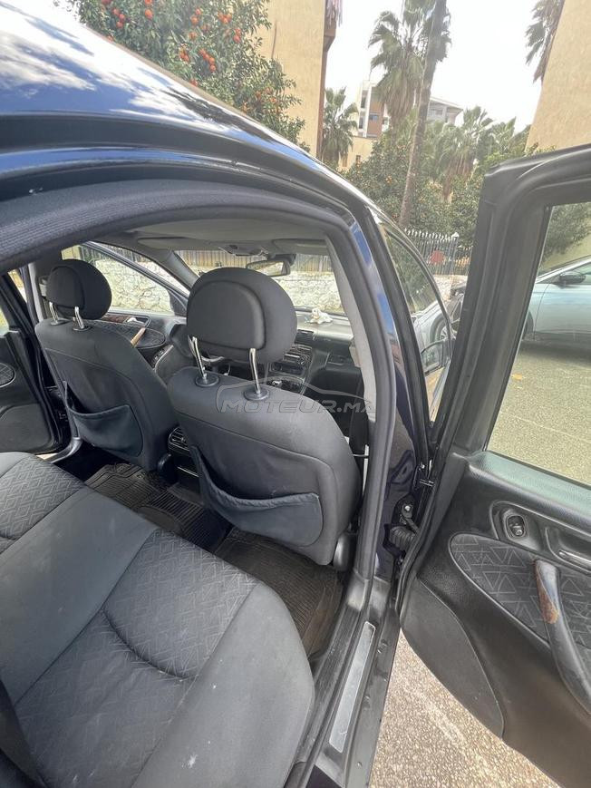 Mercedes-Benz 220 Diesel Automatique 2003 à Meknès