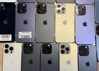 iphone 14 pro max bon etat 