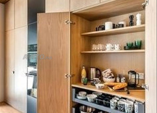 Le matériel de cuisine dans ce restaurant