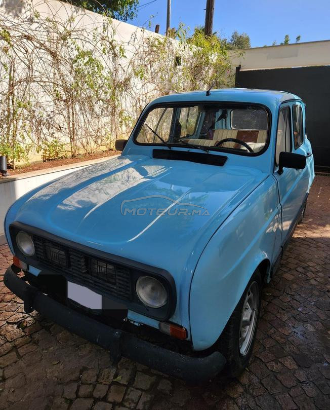 Renault R4 Essence 1988 à Casablanca