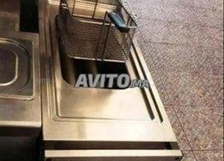 friteuse sur placard gaz 