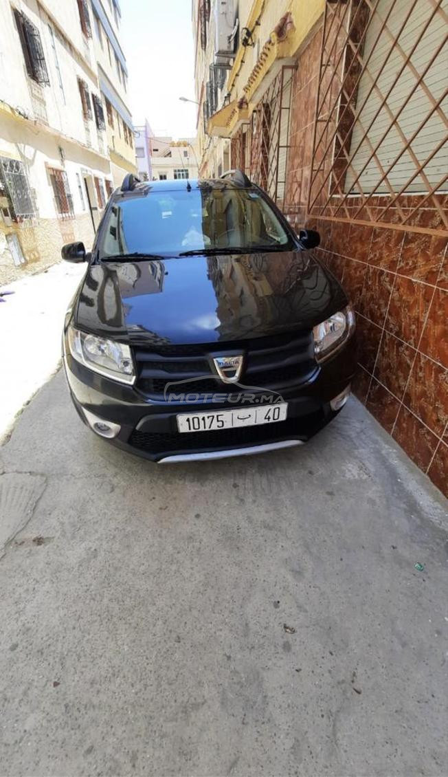 dacia sandero tout option ´ etat presque neuf