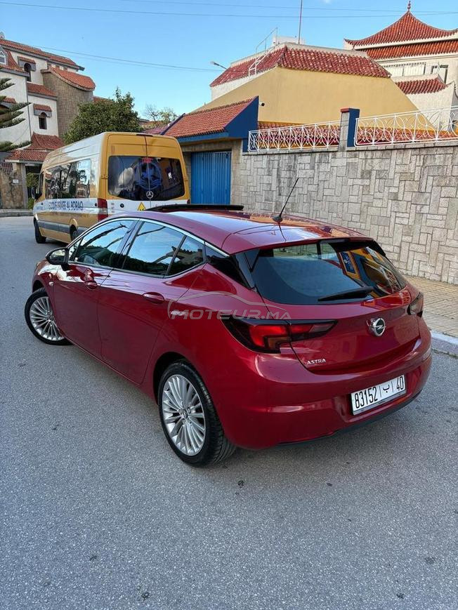 Opel Astra Diesel Automatique 2020 à Tanger